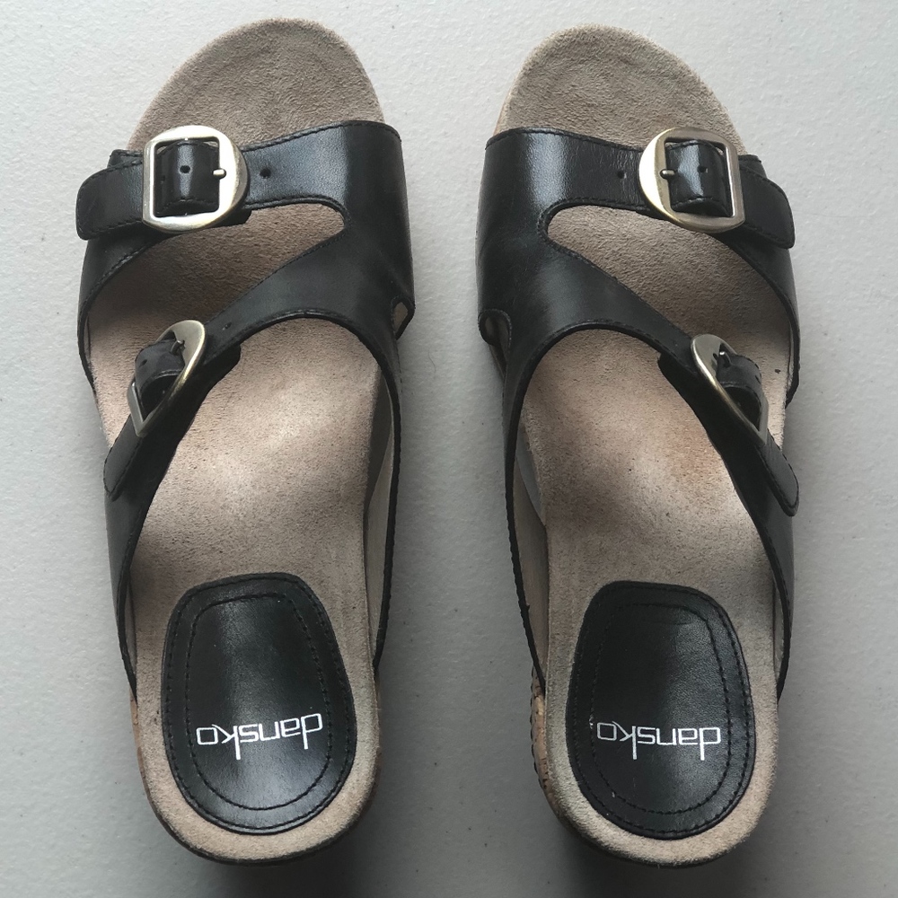 DANSKO SANDLES